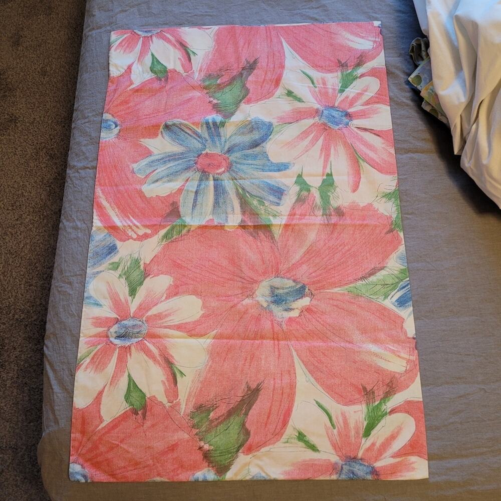 Vintage floral print beachy boho pillowcases standard